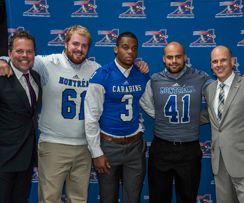 Trois Carabins reçoivent une bourse des Alouettes