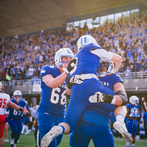 Les Carabins remportent le premier chapitre face au Rouge et Or