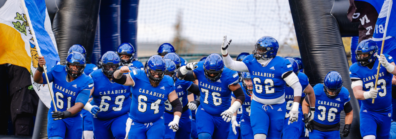 Six Carabins au défi Est-Ouest