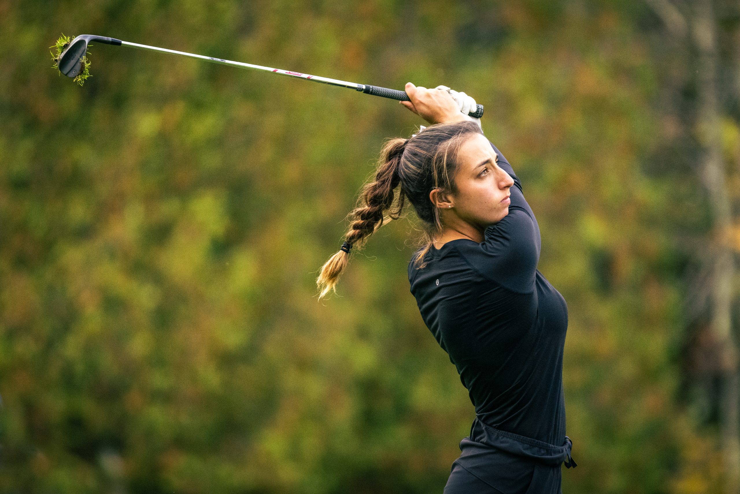 Two Carabins will represent Canada