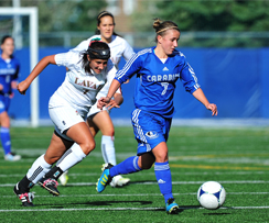 Audrey Lagresle marque quatre buts et les Carabins battent les Gaiters 6-0