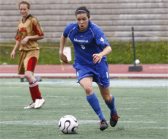 Soccer féminin : Duel Carabins-Rouge et Or pour la 5e position