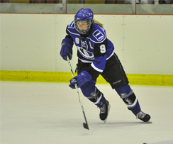 Kim Deschênes est nommée capitaine de l'équipe canadienne de hockey féminin aux 26es Universiades d'hiver 2013 de Trentino