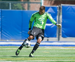 Les Carabins perdent 1-0 devant le Rouge et Or
