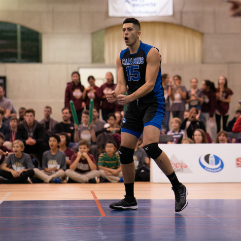 Les Carabins remportent le premier duel