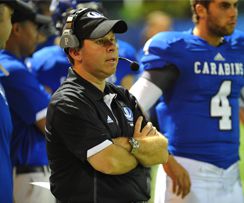 Danny Maciocia avec les Carabins pour y rester