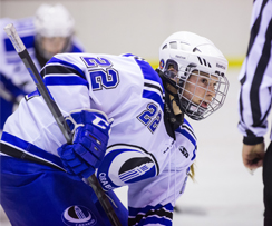 Cormier s'amuse face aux Stingers