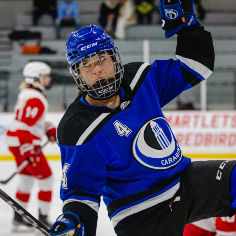 Les Carabins explosent à Laval