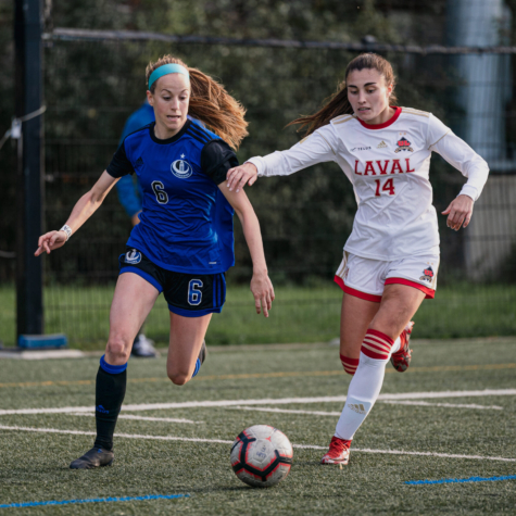 Mégane Sauvé avec les Roses de Montréal