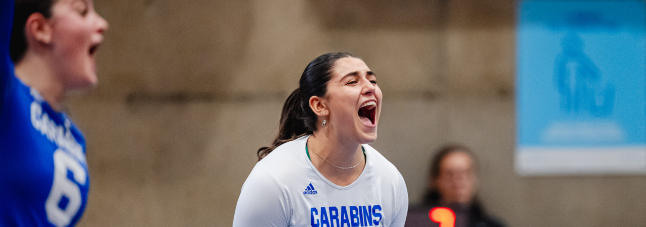 Les Carabins passent en finale en éliminant le Rouge et Or